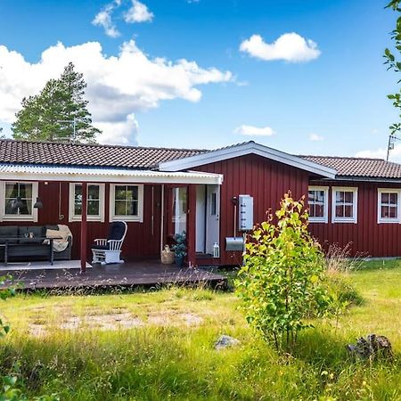 Vila Langroesta; Ruime Blokhut Grenzend Aan Bos Hagfors Exteriér fotografie