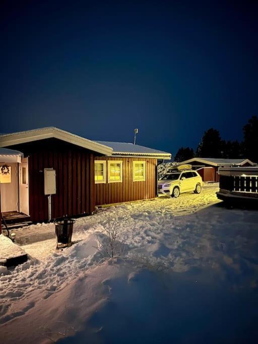 Vila Langroesta; Ruime Blokhut Grenzend Aan Bos Hagfors Exteriér fotografie