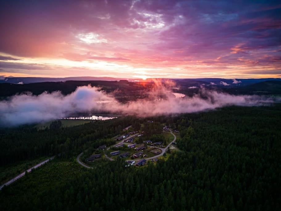 Vila Langroesta; Ruime Blokhut Grenzend Aan Bos Hagfors Exteriér fotografie