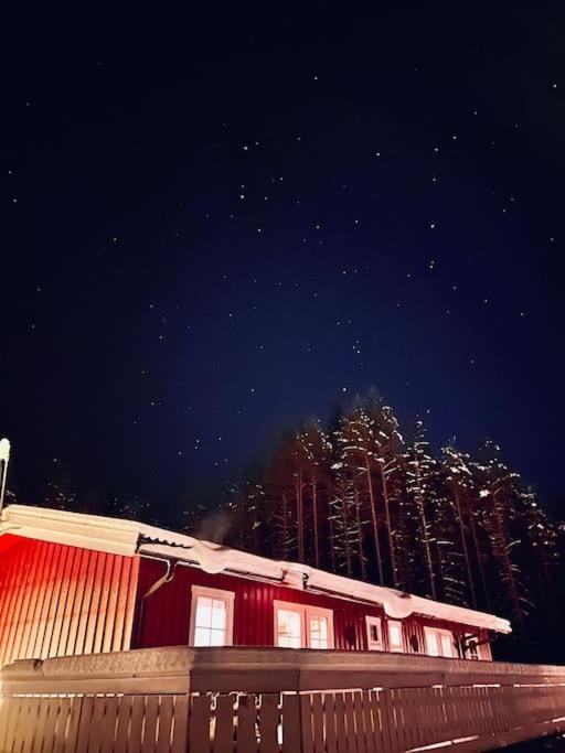 Vila Langroesta; Ruime Blokhut Grenzend Aan Bos Hagfors Exteriér fotografie
