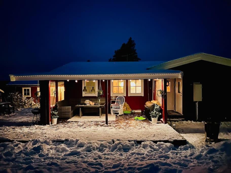 Vila Langroesta; Ruime Blokhut Grenzend Aan Bos Hagfors Exteriér fotografie