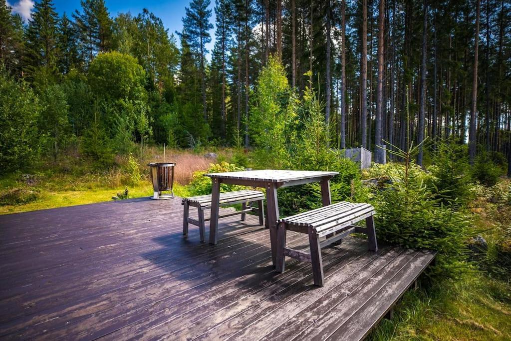 Vila Langroesta; Ruime Blokhut Grenzend Aan Bos Hagfors Exteriér fotografie