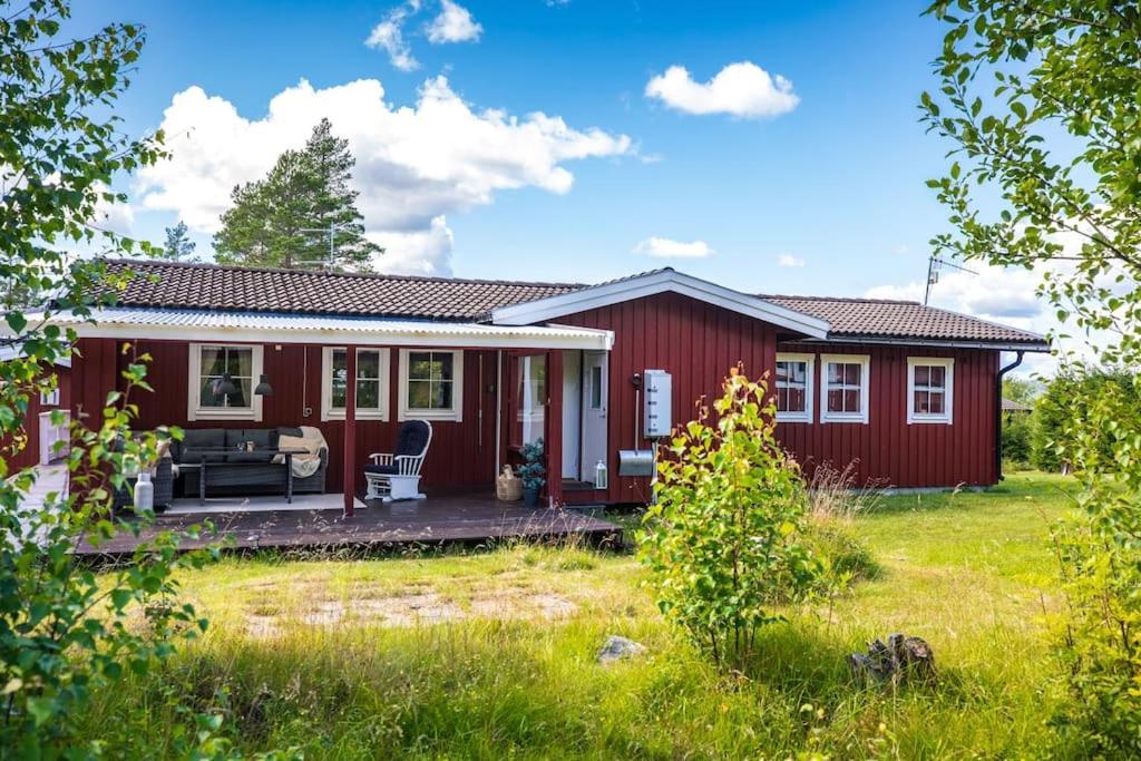 Vila Langroesta; Ruime Blokhut Grenzend Aan Bos Hagfors Exteriér fotografie